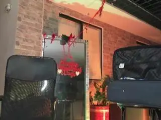 Xcarllet69  live sex cam