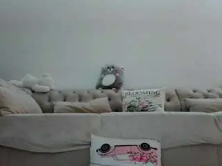 Brianna-jilll  live sex cam