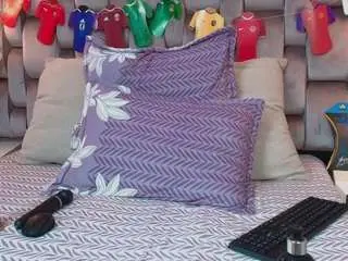 Gabyevans44  live sex cam