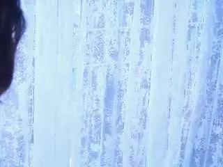 Adellenaillon  live sex cam