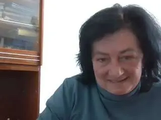 Krisshurdlove  live sex cam