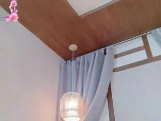 Renataleclaiir  live sex cam