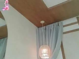 Renataleclaiir  live sex cam