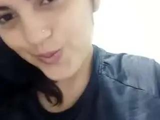 Alexamore  live sex cam