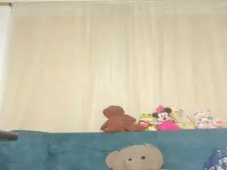 Carolinagomezz  live sex cam