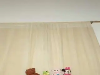 Carolinagomezz  live sex cam