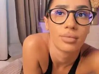 Chloeobril  live sex cam