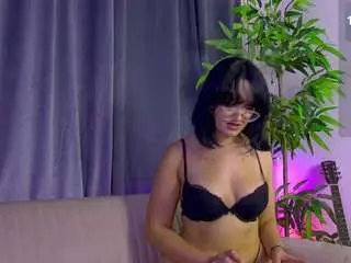 Jadeedoll  live sex cam