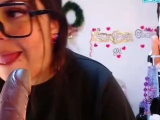 Lanaqueen69  live sex cam