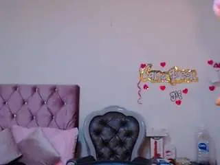 Lanaqueen69  live sex cam