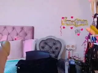 Lanaqueen69  live sex cam