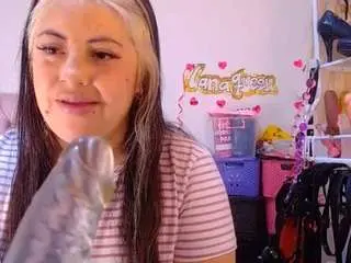Lanaqueen69  live sex cam