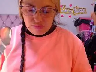 Lanaqueen69  live sex cam