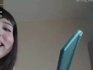 Lingwii11  live sex cam