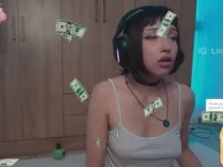 Lingwii11  live sex cam