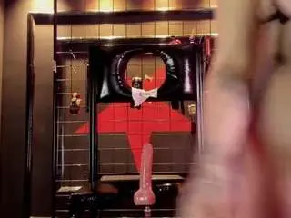Mraniiqueenbdsm  live sex cam