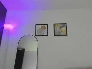 Avaferrera  live sex cam