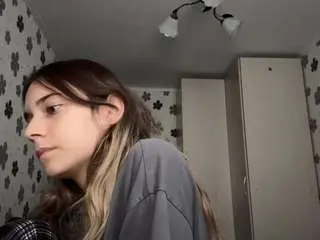 Carrivenema  live sex cam