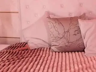 Dionneventuri  live sex cam