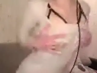 Hienleggans  live sex cam