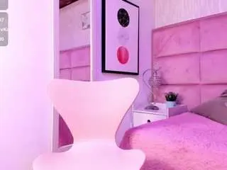 Janah-myers  live sex cam