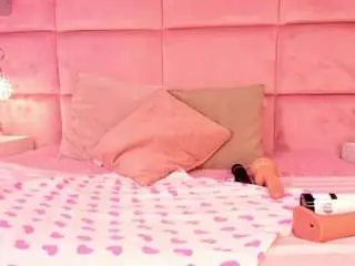 Janah-myers  live sex cam