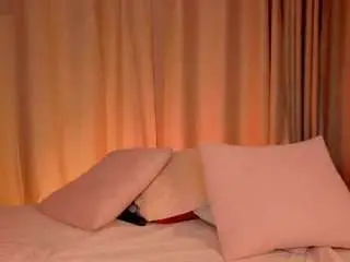 Mia-bonneett  live sex cam