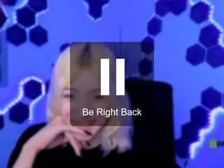 Sabrina-mooore  live sex cam