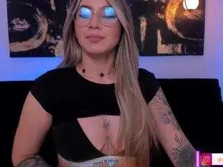 Maddisoncollins  live sex cam