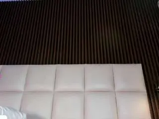 Melanieklaus  live sex cam