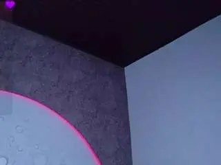 Reinachloe  live sex cam