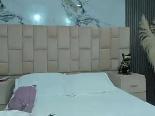 Emmatorrees  live sex cam