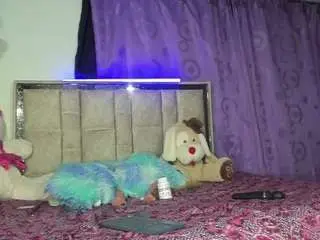 Girlhotdaphne  live sex cam