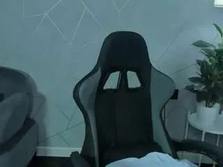 Linda-jonis  live sex cam