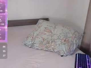 Rosebelle11  live sex cam