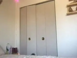 Venustheflytrap  live sex cam