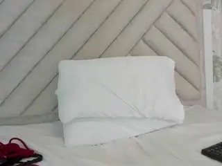 Miathompson-3  live sex cam