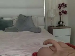 Prettyjess  live sex cam