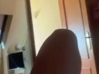 Saraitsadie  live sex cam