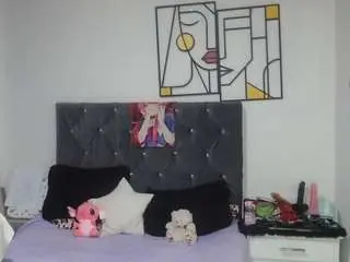 Emperatrizmessy  live sex cam