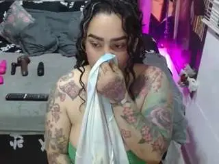 Jeenevieve  live sex cam