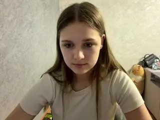 Mikabraskey  live sex cam