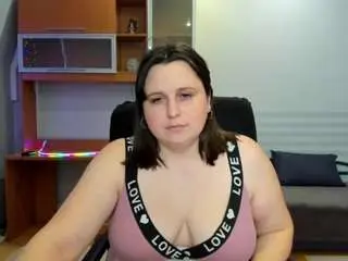 Naomi2life  live sex cam