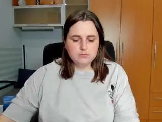 Naomi2life  live sex cam