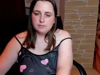 Naomi2life  live sex cam