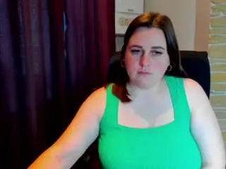 Naomi2life  live sex cam