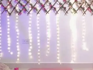 Naughtyebonyy  live sex cam