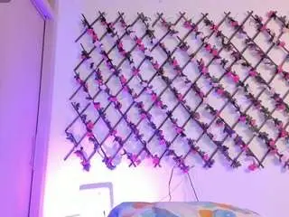 Naughtyebonyy  live sex cam