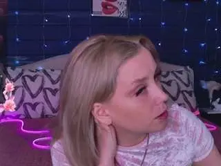 Ohmyjulia  live sex cam