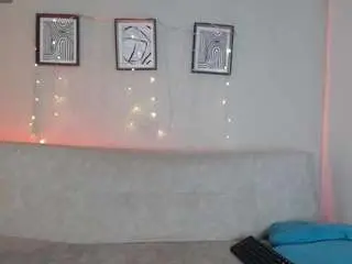Sweetbellavalery  live sex cam